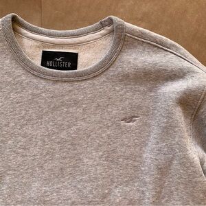 Men’s Hollister Pullover Sweatshirt